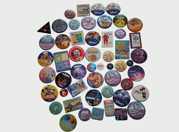Disney - 52 Lot badge disneyland, Nieuw