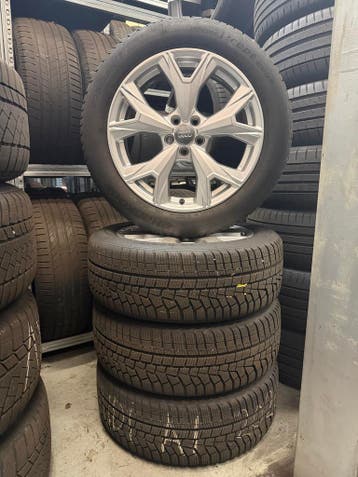 Audi A1 Winterbanden Velgen 205-55-17 Hankook 7mm 205 55 17, Auto-onderdelen, Ophalen, Gebruikt, Banden en Velgen, 17 inch