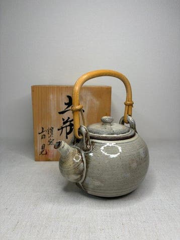 Japanse aardewerken theepot – Dobin met bamboehandvat –, Antiek en Kunst