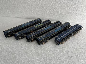 Lima H0 - Treinset (5) - Serie 1300 loc en vier Plan E, Nieuw