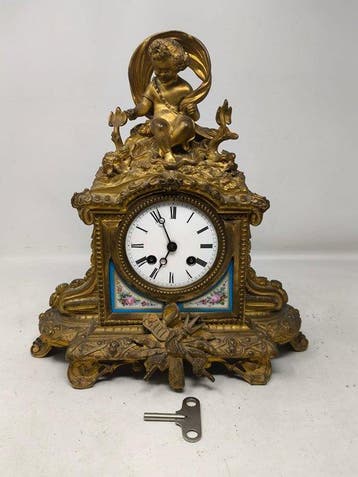 Figurale pendule - - Verguld brons - 1855-1867