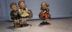 Goebel, Hummel - Beeldje - Hummel-Figuren mit Körben (2) -