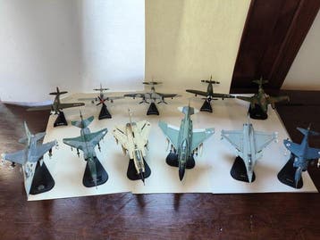 1:100 - Model militair voertuig (12) - Modelli di aerei, Nieuw
