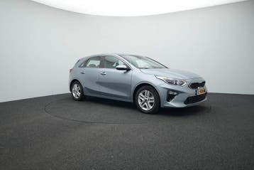 Private Lease - Kia Ceed - 1.0 T-GDi DynamicLine 5d, Gebruikt, Met garantie (alle), Handgeschakeld, Lease