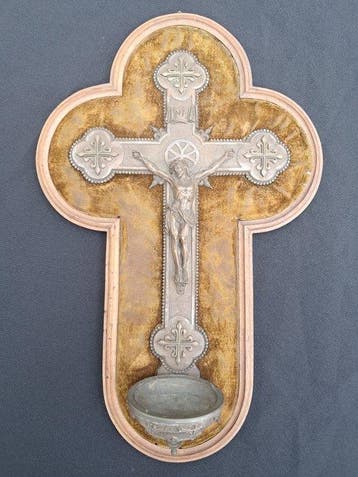 Antiek Crucifix - Metaal - 1910-1920 - Crucifix met wijwater