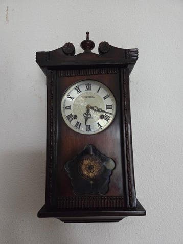 Klok - concordia - Hout - 1960-1970 - Wandklok met 30 daags