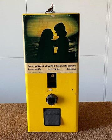 Karateco - Dispenser - Metaal