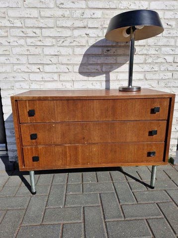 MDK - Kast - Hout, Antiek en Kunst