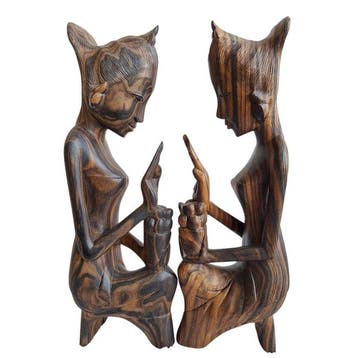 Knielende Vrouwen / Danseressen - sculptuur - Indonesië