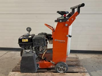 Asfalt-betonzaag 450mm benzine Husqvarna, FS400, bouwjaar, Nieuw