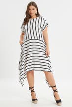 Mat Fashion streep jurk Maat:, Kleding | Dames, Jurken, Verzenden, Nieuw, Overige kleuren