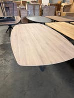 Wellington tafel, fresh oak (nieuw, outlet), Nieuw, Overige materialen