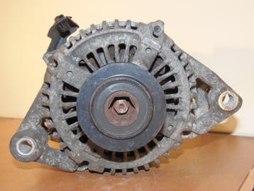 Dynamo 110A Kia Sorento gebruikt 6 mnd. garantie, Verzenden, Nieuw