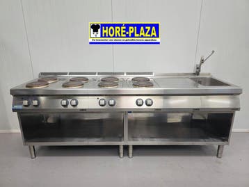 Baklijn Zanussi RVS 2x 4-pits elektrisch fornuis + spoelbak, Zakelijke goederen, Horeca | Keukenapparatuur, Gebruikt, Fornuis, Frituur en Grillen