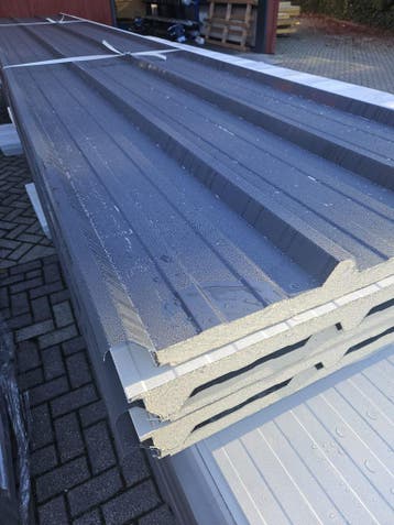 Sandwichpanelen, dakplaten, wand- en gevelplaten, damwand, Nieuw, Overige materialen, 20 tot 50 mm