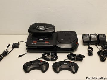 Sega MegaDrive + Mega Cd II + Sega 32X + 2 Controllers, Spelcomputers en Games, Verzenden, Gebruikt