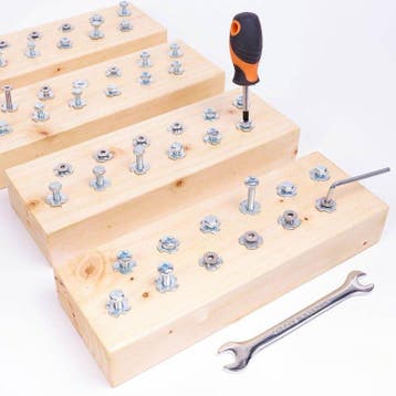 Cosy bouwspeelgoed Hex Sleutel en M van €90,95 voor €45,47, Ophalen of Verzenden, Nieuw