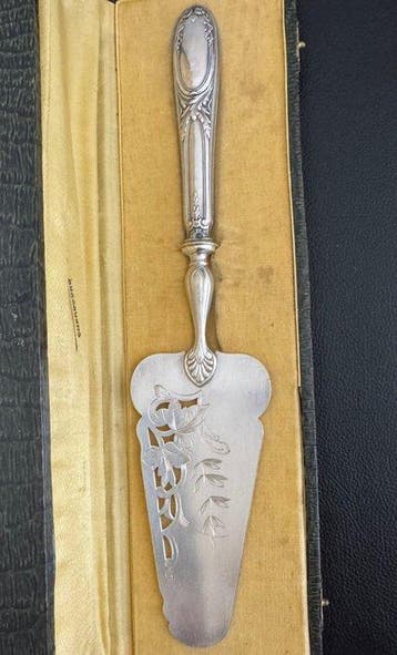 E. Perret - Taartmes - .950 zilver