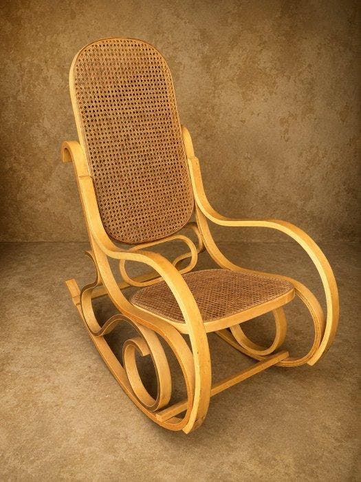 stile thonet - Schommelstoel - Hout, Wenenstro - Dondolo, Antiek en Kunst, Curiosa en Brocante
