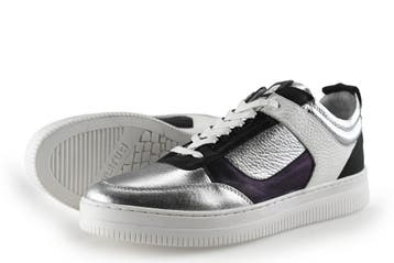 Maruti Sneakers in maat 42 Zilver, Kleding | Dames, Schoenen, Overige kleuren, Verzenden, Maruti, Sneakers of Gympen