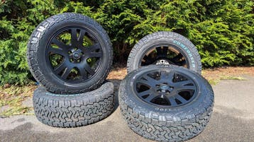19 Inch Banden met Velgen Range Rover (Sport) Discovery 3/4, 19 inch, 255 mm, Banden en Velgen, Nieuw