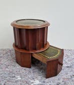 19e -eeuws Engels Bibliotheek trap - Bedside trap +
