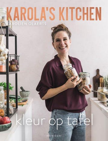 Boek Karolas Kitchen: Kleur op tafel 9789464102864, Verzenden, Zo goed als nieuw