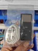 Apple - Lot of 2 (2GB & 4GB) –Apple iPod Nano 1st Generation, Nieuw