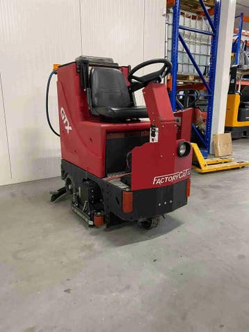 Factory Cat GTX 30-C schrobmachine, Ophalen of Verzenden