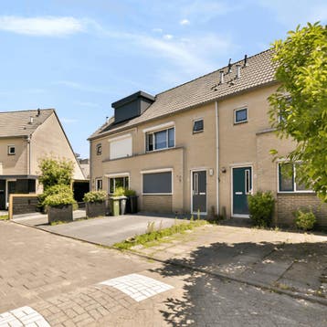 Huis in Gouda gevonden voor €2000,- pm, 50 m² of meer, Overige regio's