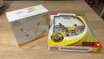 Pokémon - 2 Box - ETB 30 aniversario y Álbum para, Nieuw