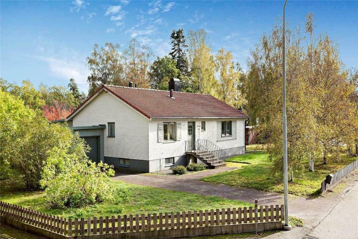 Boek nu! Luxe 7p vakantiehuis ZO-Zweden: wifi, 1 dag rijden!, Vakantie, Vakantiehuizen | Zweden, Dorp, In bos, 4 of meer slaapkamers