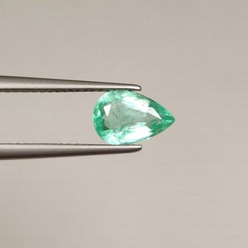 Zonder minimumprijs - 1 pcs Smaragd - 1.47 ct -, Nieuw