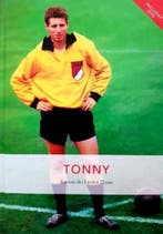 Tonny / Utrechtse Voetbalbibliotheek / 2 9789079086023, Verzenden, Zo goed als nieuw, M.G. Donker