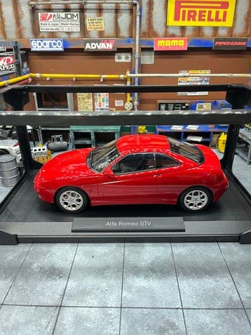 Norev 1:18 - Modelauto - Alfa Romeo GTV 1999, Nieuw