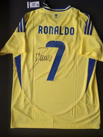 Al-Nassr FC – Official 2024/2025 Home Jersey – Signed by, Nieuw