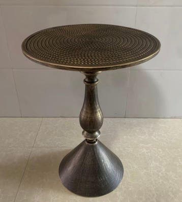 Hand painted brass color iron table - Salontafel - IJzer,