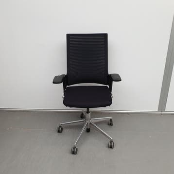 Ahrend 2020 bureaustoel - nieuwe stof zwart / netweave zwart, Ophalen of Verzenden, Nieuw