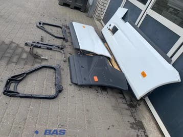 Sideskirt Set Renault T-Serie 7482234266, Ophalen, Gebruikt, Renault, Carrosserie en Plaatwerk