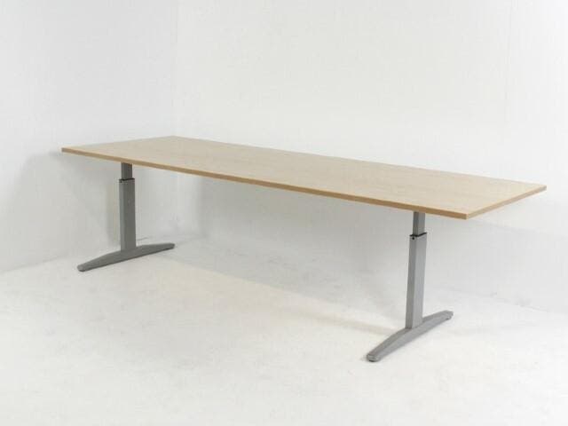 Vergadertafel - 260x90cm - T-poot aluminium grijs - ahorn -, Huis en Inrichting, Tafels | Eettafels, Gebruikt, Ophalen of Verzenden