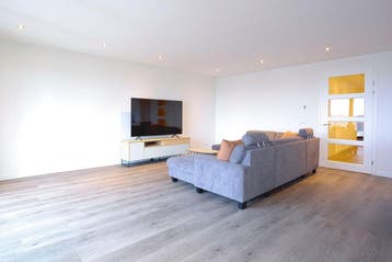 Te huur: Appartement Zuiderspoorstraat in Enschede, Huizen en Kamers, Overijssel, Enschede, Appartement