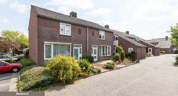 Te huur: Huis Montenakerbank in Maastricht, Limburg, Maastricht