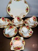 Royal Albert - Theeservies (15) - Been - Oval Plater/ 3