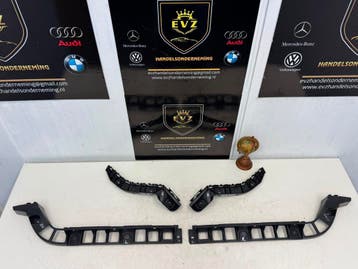Skoda Rapid bj.2017 bumpersteun set rechts links en midden, Gebruikt, Links, Skoda, Bumper