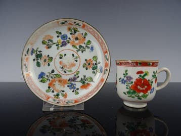 Kop en schotel - Porselein - Qianlong 1736-1795