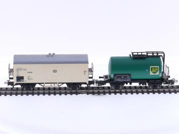 Schaal H0 Märklin 4415 & 4644 set van 2 goederenwagen van.., Wisselstroom, Overige typen, Ophalen of Verzenden, Zo goed als nieuw