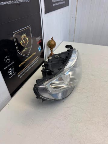 Koplamp rechts Seat Ibiza bj.2011 art.6J1941006D 2010/2015, Auto-onderdelen, Gebruikt, Seat