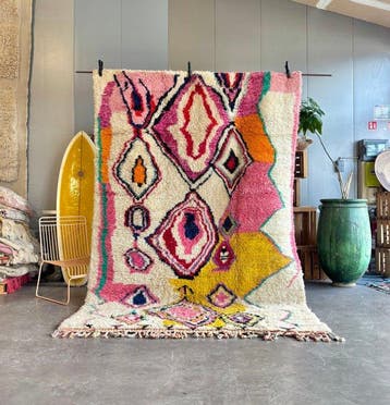 Moderne Marokkaanse Mrirt tapijt – Levend roze geometrisch, Nieuw