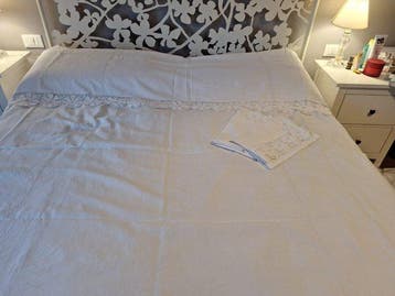 Laken (3) - 300 cm - 280 cm - Trouwgoederen uit de jaren