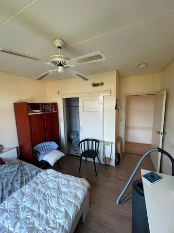 Te huur: Kamer Hugo de Grootstraat in Delft, Huizen en Kamers, Kamers te huur